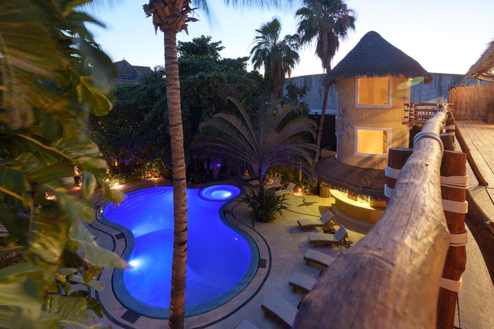 Exe El Pueblito Hotel Isla Holbox Exterior photo