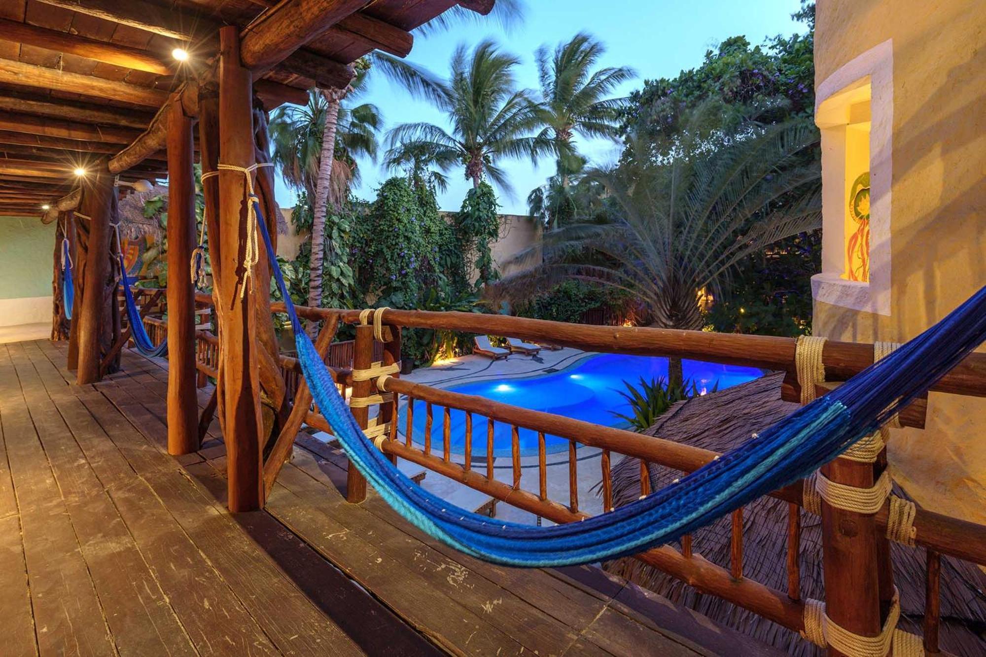 Exe El Pueblito Hotel Isla Holbox Exterior photo